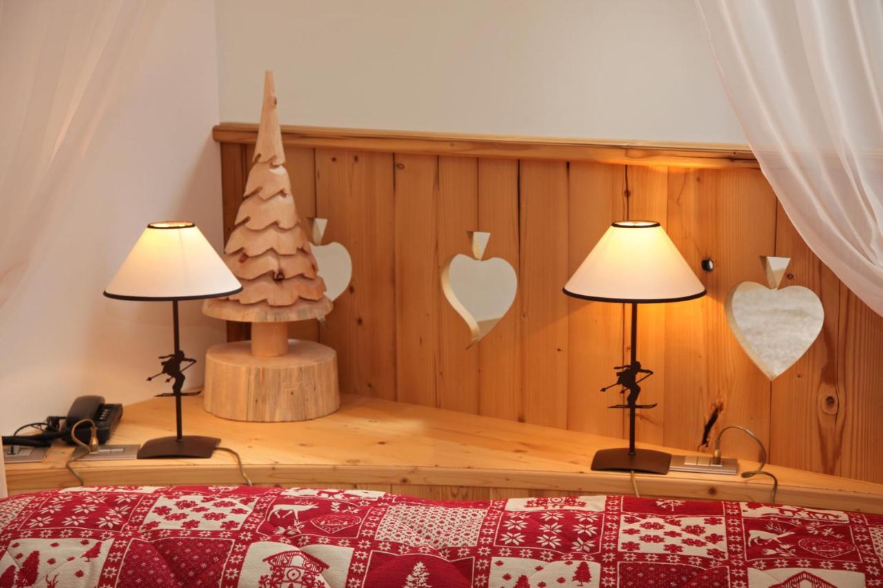 Hotel El Pilon Pozza di Fassa Bagian luar foto