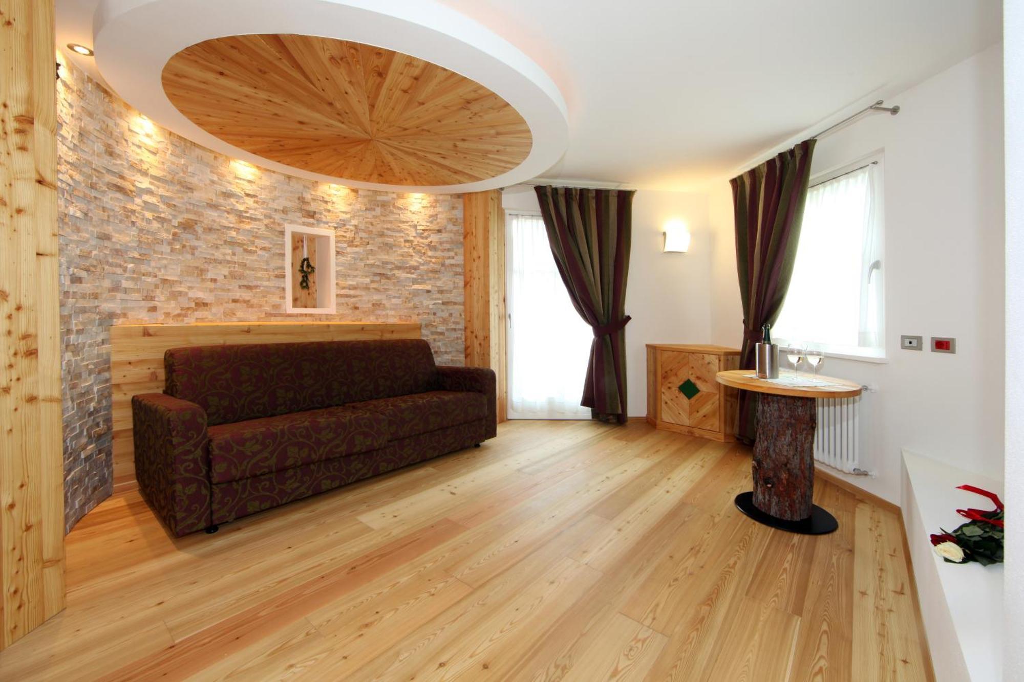 Hotel El Pilon Pozza di Fassa Bagian luar foto